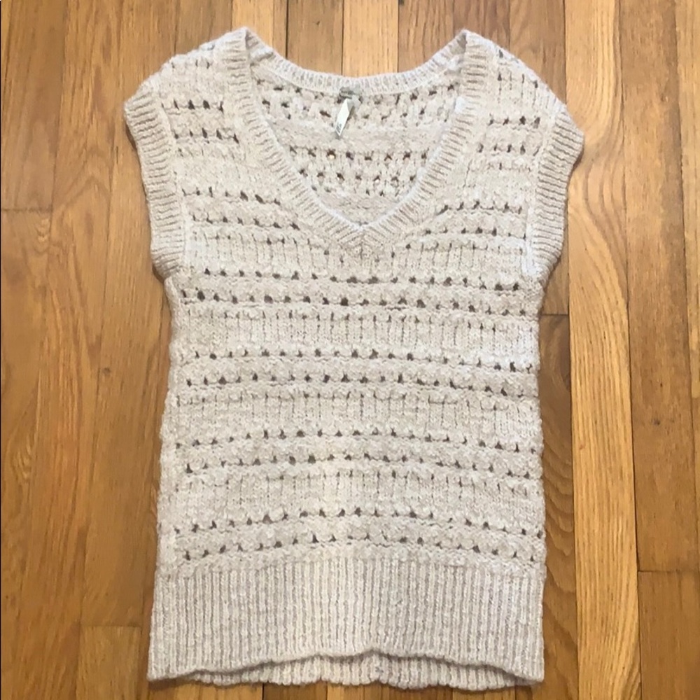 Knit vest